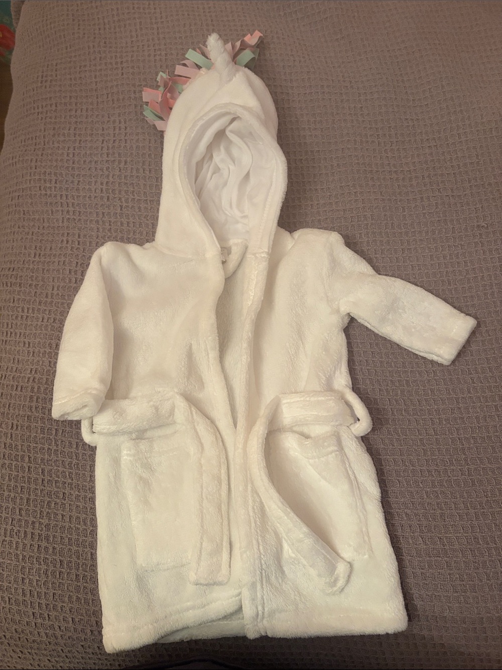 Kids White Unicorn Hooded Plush Bathrobe